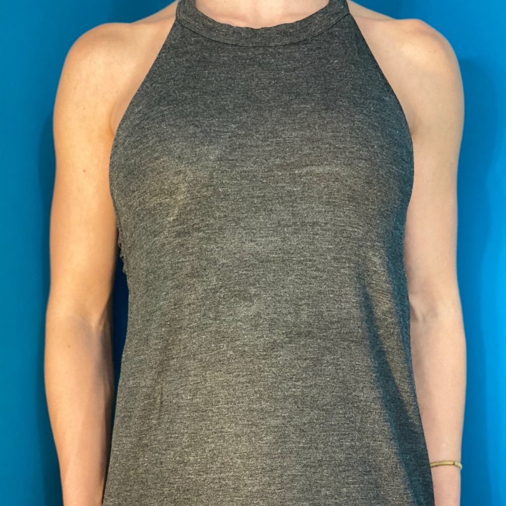 Cute workout top! Small. NEW